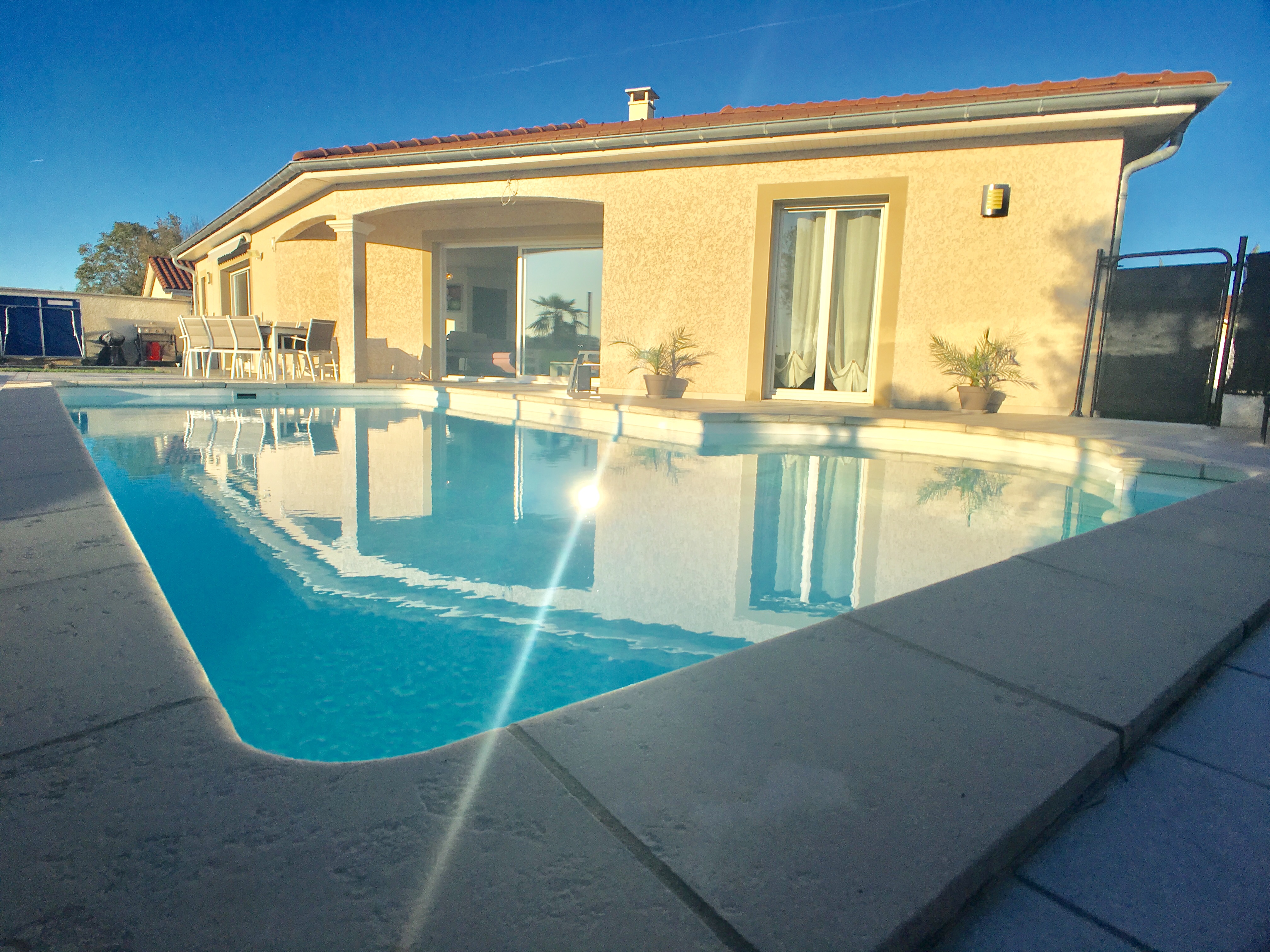 Vente Maison De Plain Pied Contemporaine Piscine Terrain M